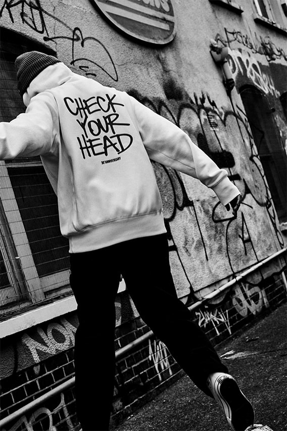 チャンピオンがビースティボーイズのアルバム30周年記念アイテムリリース　Champion x Beastie Boys Collaboration Release Information rap streetwear menswear New York City Check Your Head