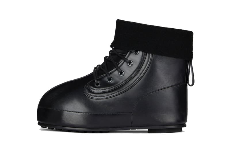 ジバンシィと(B).STROYがオールブラック仕様のレースアップブーツをリリース Givenchy Taps (B).STROY for Winter-Ready Leather Ankle Boots 