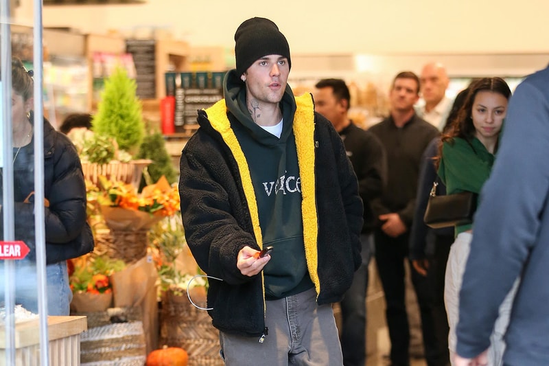 ジャスティン・ビーバーがエイチ・アンド・エムの商品を買うなとファンに呼びかける Justin Bieber says H&M’s new merch is being sold without his permission or approval