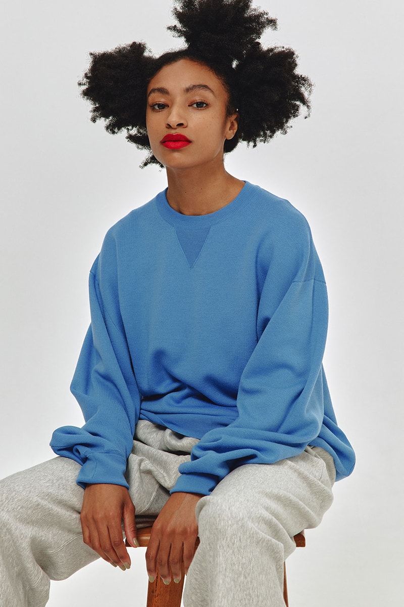 キャプテン サンシャイン x ジョン スメドレーからオリジナルのニットスウェットが登場 KAPTAIN SUNSHINE John Smedley Collabo Item 1980 Double V Pullover New Color Release Info