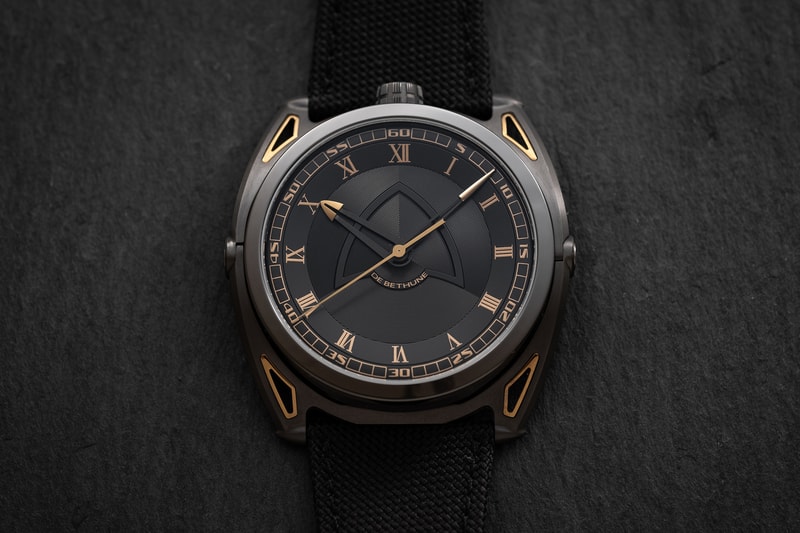 マイケルジョーダンがドゥベトゥーン時計DB27チタンホーク23装着 michael-jordan-de-bethune-db27-titan-hawk-jps-watch-info