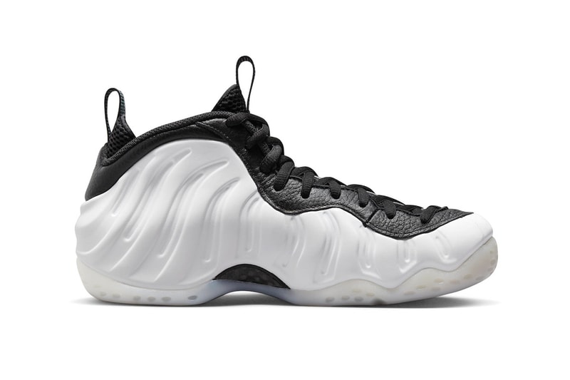 ナイキエアフォームポジットワンからホワイト/ブラックを纏ったPEモデルが登場 Official Look at the Nike Air Foamposite One "Penny PE" DV0815-100 white metallic silver black cobalt bliss racer blue penny hardaway orlando magic nba basketball shoe