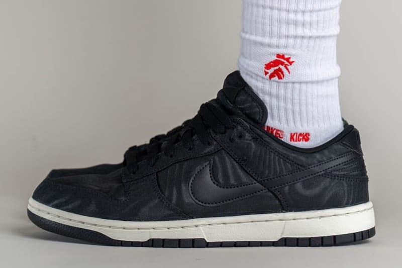 ナイキから淡いマーブル加工を施したダンクローの新作 “ブラックキャンバス”が登場 On-Feet Look at the Nike Dunk Low "Black Canvas" DV7211-001 shoes sneakers low tops swoosh skater shoes 2023