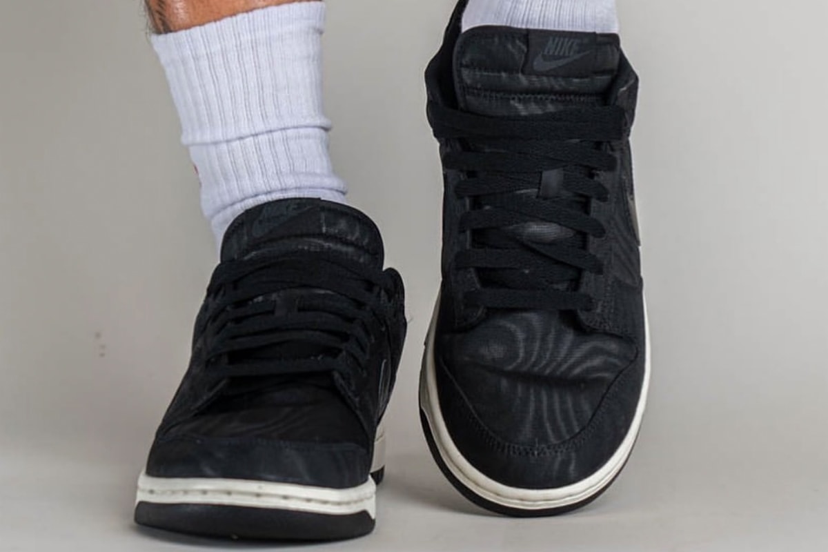 ナイキから淡いマーブル加工を施したダンクローの新作 “ブラックキャンバス”が登場 On-Feet Look at the Nike Dunk Low "Black Canvas" DV7211-001 shoes sneakers low tops swoosh skater shoes 2023