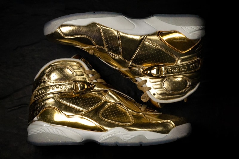 ドレイクが手掛けるOVOxエアジョーダン 8の新作コラボモデルをチェック OVO Air Jordan 8 Golden Sample Drake Photos Info release date  store list buying guide price unreleased