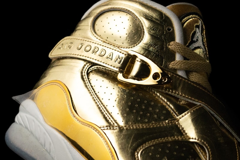 ドレイクが手掛けるOVOxエアジョーダン 8の新作コラボモデルをチェック OVO Air Jordan 8 Golden Sample Drake Photos Info release date  store list buying guide price unreleased