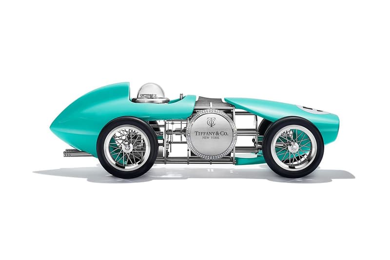 ティファニーが19.53カラットのダイヤを配した置時計をリリース　Tiffany & Co. Time for Speed Race Car Clock Aluminum Tiffany Blue Paint Diamonds $215000 USD 