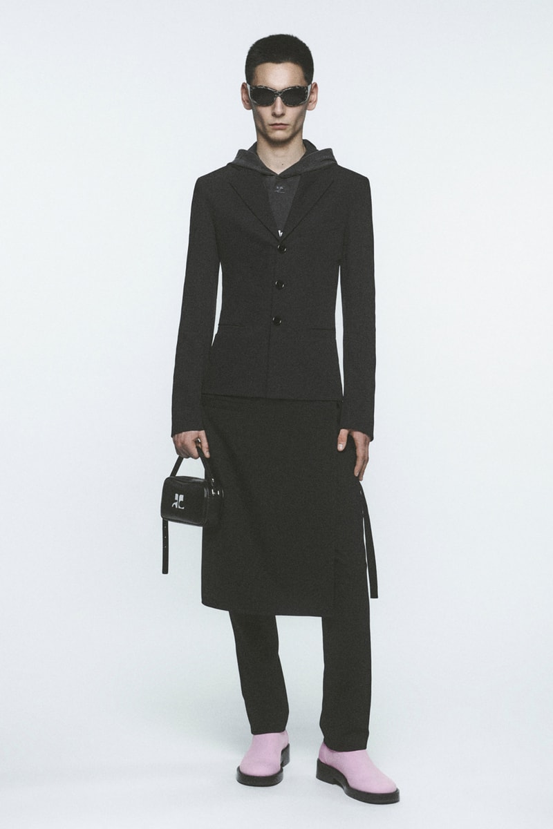 クレージュ 2023年秋冬コレクション Courrèges Finds the Sexiness in Simplicity for FW23 Fashion 