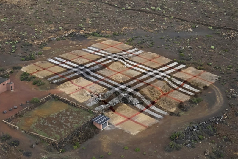 バーバリーランドスケープシリーズの最新作が発表 Burberry Plants Its Quintessential Check in Heritage-Inspired Locations Across the Globe