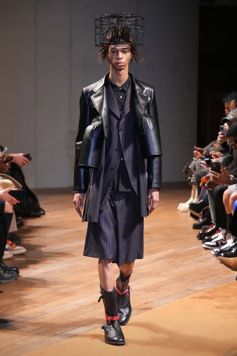 コム デ ギャルソン・オム プリュス 2023年秋冬コレクション COMME des GARÇONS HOMME PLUS FW23 Relies on Deconstruction and Reconstruction Unconventional cuts turn formalwear avant-garde.