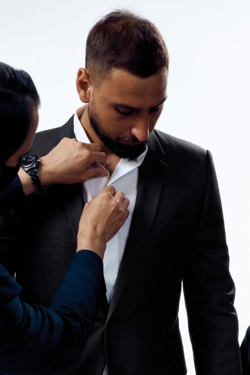 ディオールがパリ・サンジェルマンのオフィシャルワードローブを発表　Kim Jones Outfits Paris Saint-Germain With Timeless Dior Men's Designs