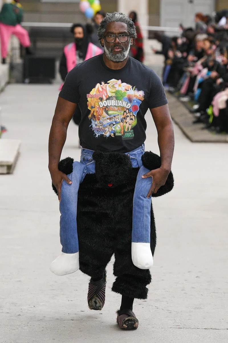 ダブレット 2023年秋冬コレクション doublet Masayuki Ino Paris Fashion Week FW23 Fall Winter 2023 Runway Show Mens Womens Collection Review