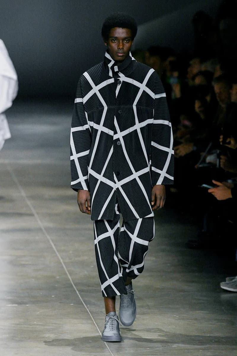 オム プリッセ イッセイ ミヤケ HOMME PLISSÉ ISSEY MIYAKE 2023年秋冬コレクション