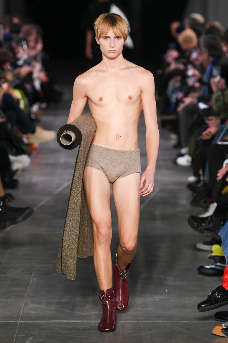 JWアンダーソン 2023年秋冬コレクション JW Anderson Fall Winter 2023 Milan Fashion Week Men's Women's Show Runway MFW Jonathan Anderson