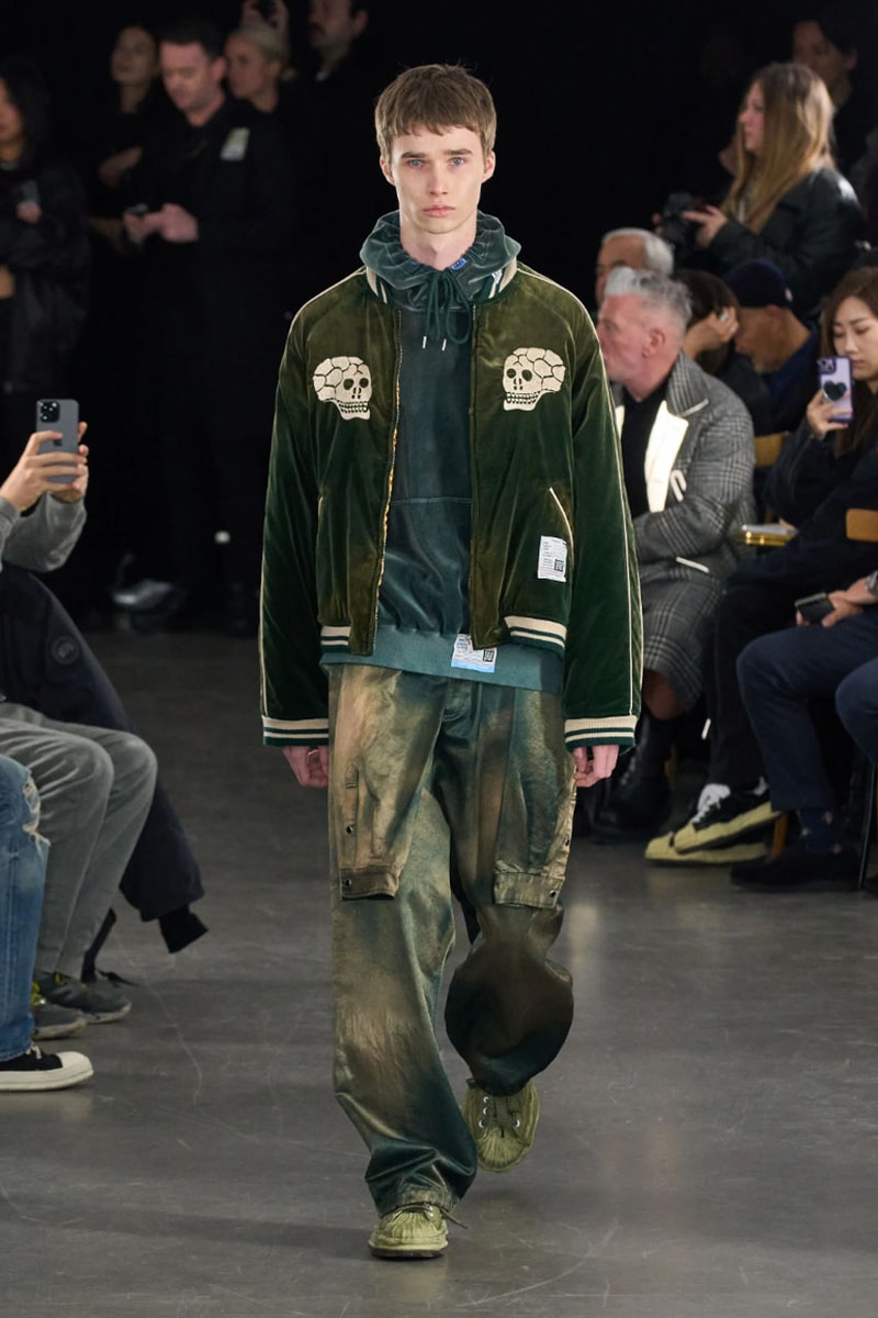 メゾン ミハラヤスヒロ 2023年秋冬コレクション Maison Mihara Yasuhiro FW23 “Imitation Complex” Collection Runway Paris Fashion Week Men's