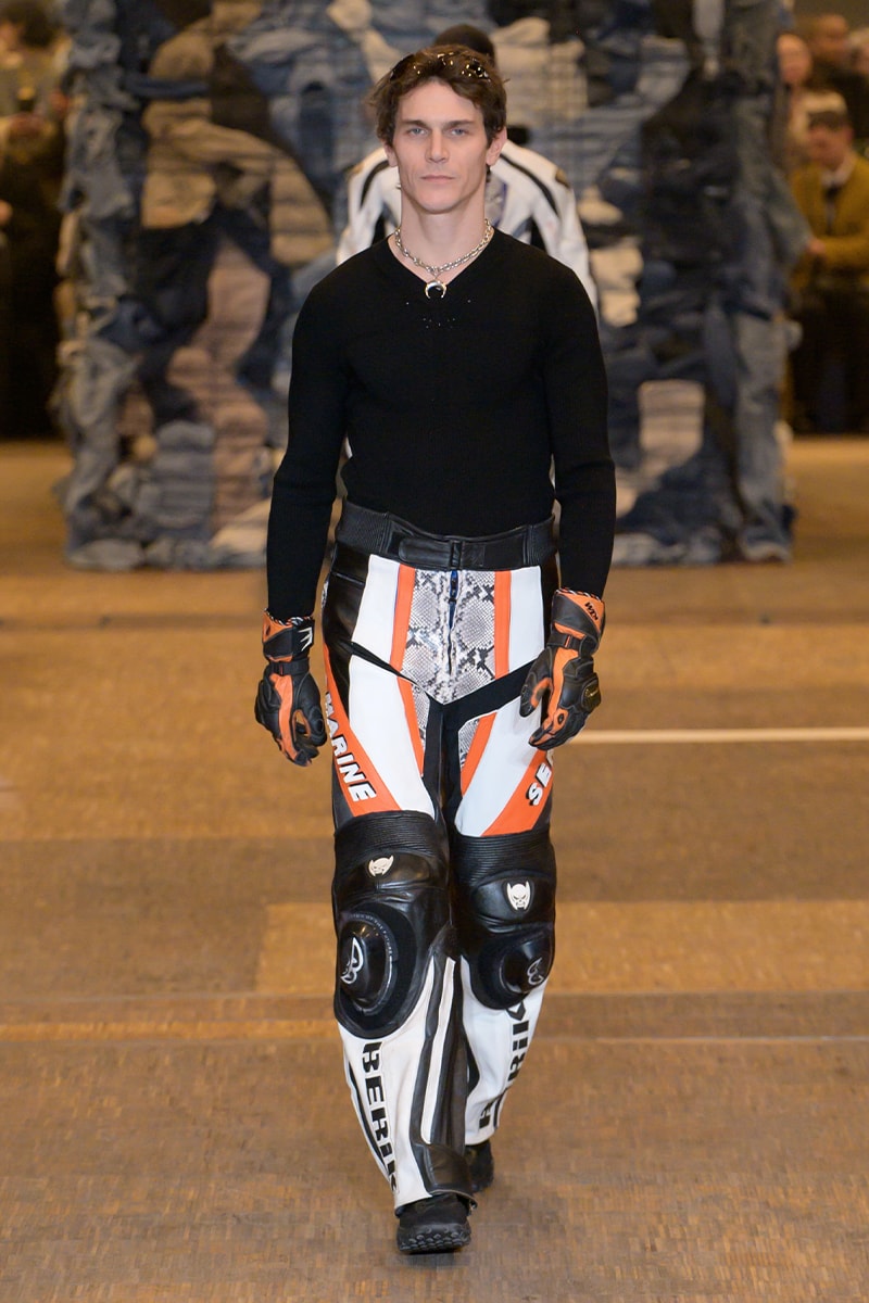 マリーン セル 2023年秋冬コレクション Marine Serre FW23 "Rising Shelter" Paris Fashion Week moon symbol optimism dystopian future noaj cyrus grande halle de la villette