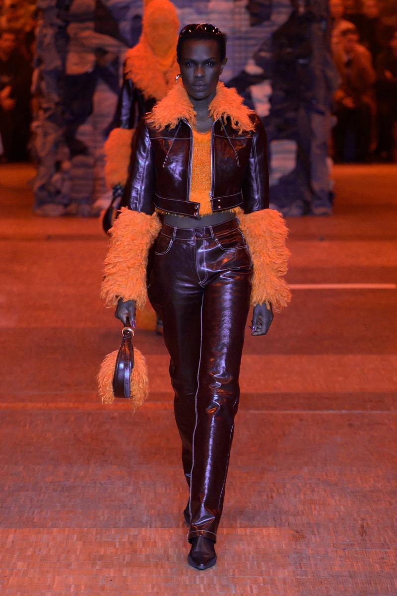 マリーン セル 2023年秋冬コレクション Marine Serre FW23 "Rising Shelter" Paris Fashion Week moon symbol optimism dystopian future noaj cyrus grande halle de la villette
