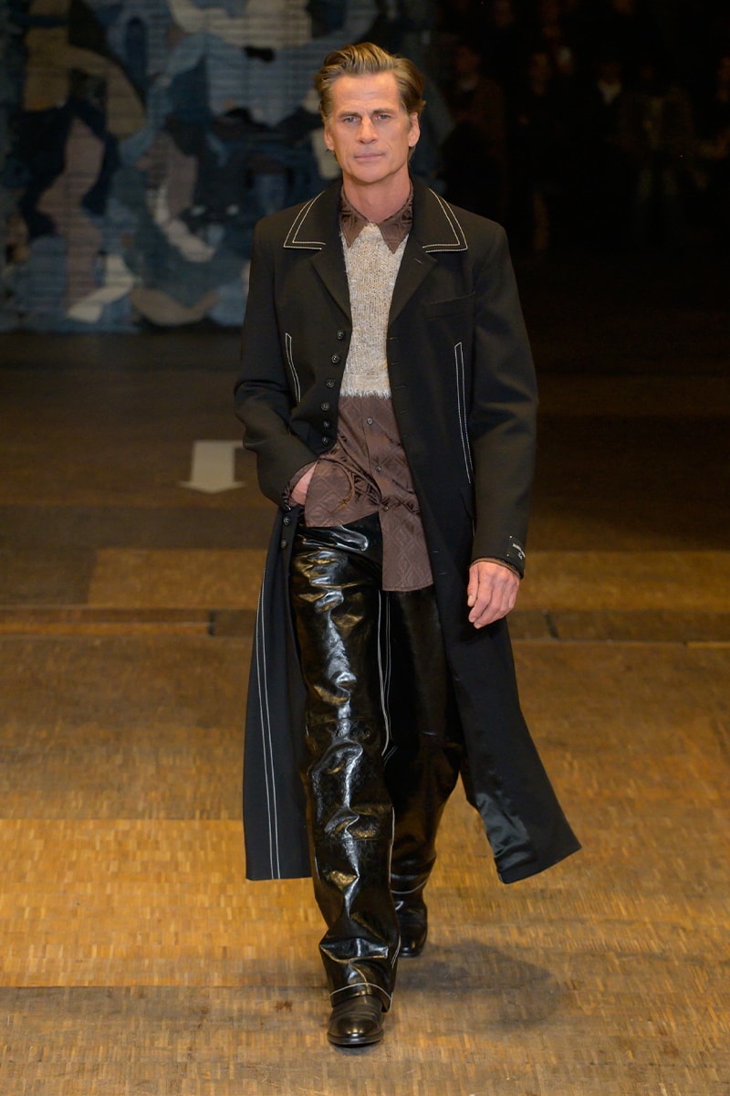 マリーン セル 2023年秋冬コレクション Marine Serre FW23 "Rising Shelter" Paris Fashion Week moon symbol optimism dystopian future noaj cyrus grande halle de la villette