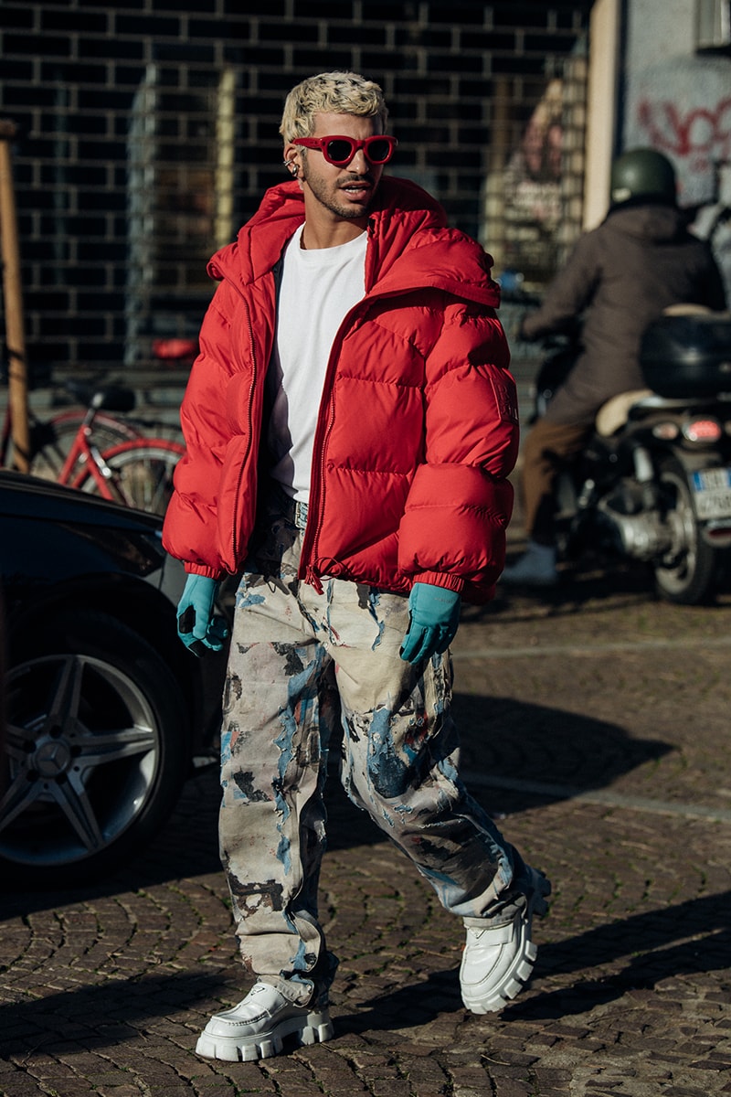Streetstyle：ミラノ・ファッションウィーク2023年秋冬 Wild Colors and Audacious Patterns Dazzle Mens Milan Fashion Week FW23 Street Style fall winter 2023 fendi gucci adidas baguette kim jones prada raf simons charles jeffrey loverboy milanese etro charles jeffrey loverboy