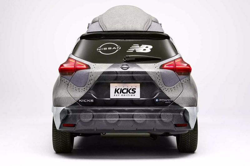 ニューバランスと日産が世界に1台だけの“走行できるスニーカー”を共同製作 New Balance Nissan Collaboration Car 327 Shoe Trainer Japan Shoes Footwear Fashion Automotive Conceptual Car 