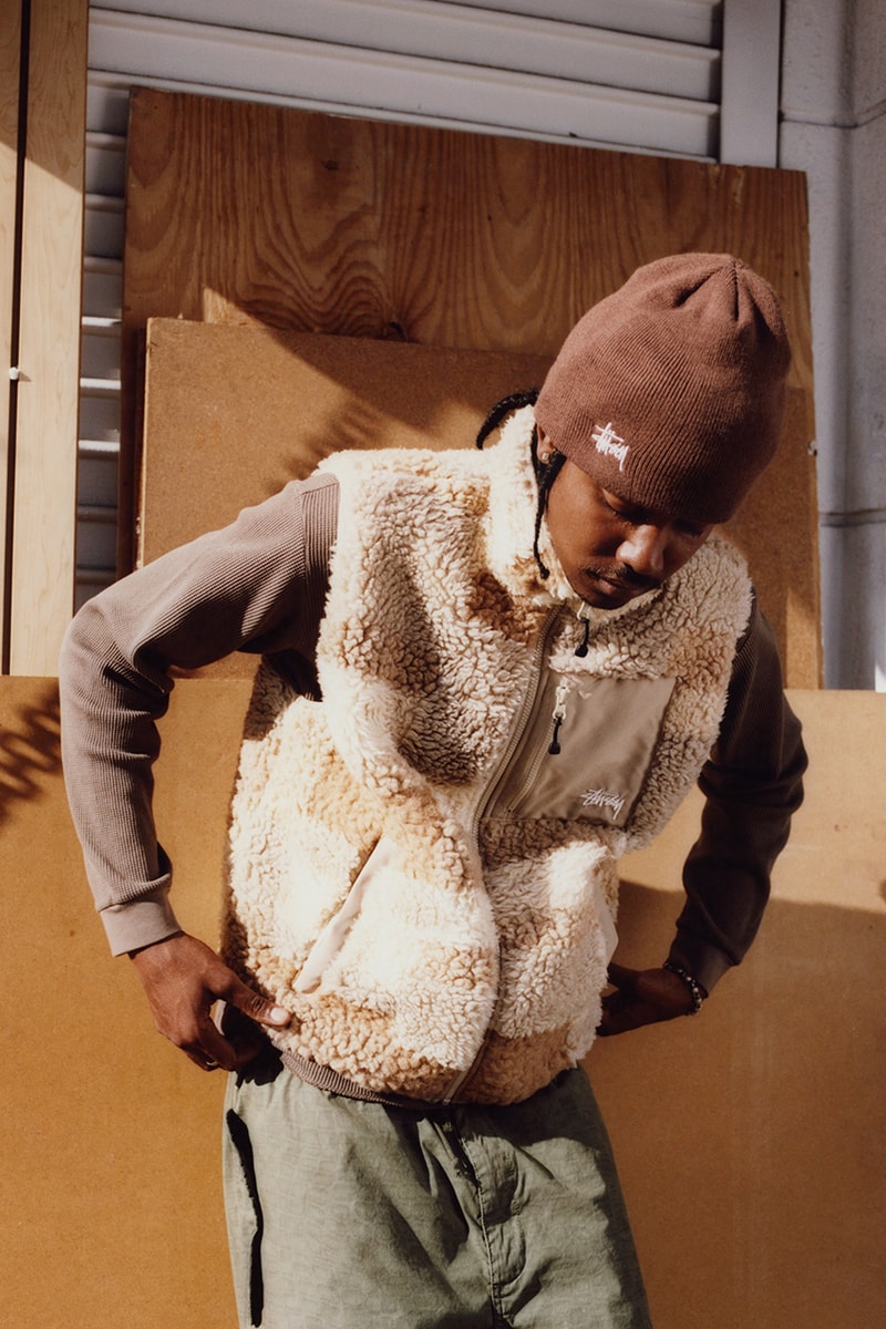 ステューシー 2023年プレスプリングコレクション Stüssy Whips Up Modern Wearable Sportswear for Its Pre-Spring 2023 Collection The streetwear stalwart lines up satin LA and NY bombers, hand-dyed jackets by Lookout & Wonderland’s Niki Tsukamoto and more.