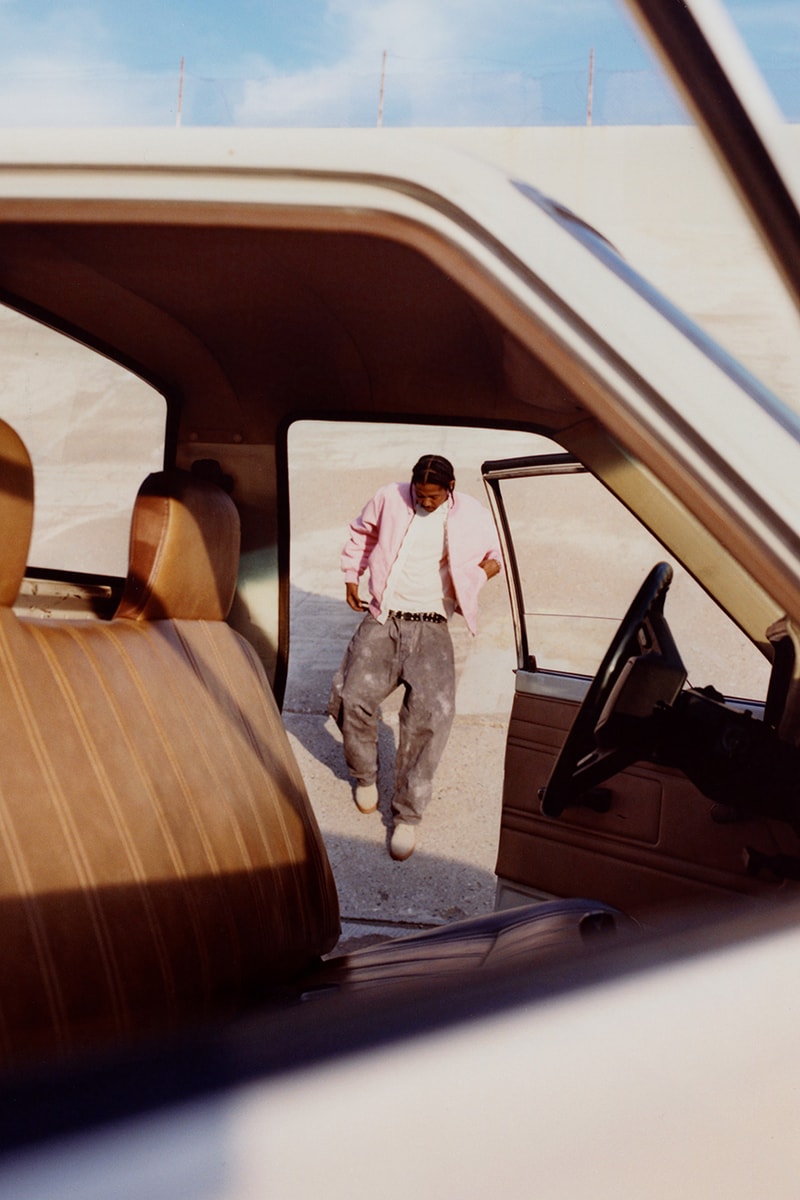 ステューシー 2023年プレスプリングコレクション Stüssy Whips Up Modern Wearable Sportswear for Its Pre-Spring 2023 Collection The streetwear stalwart lines up satin LA and NY bombers, hand-dyed jackets by Lookout & Wonderland’s Niki Tsukamoto and more.