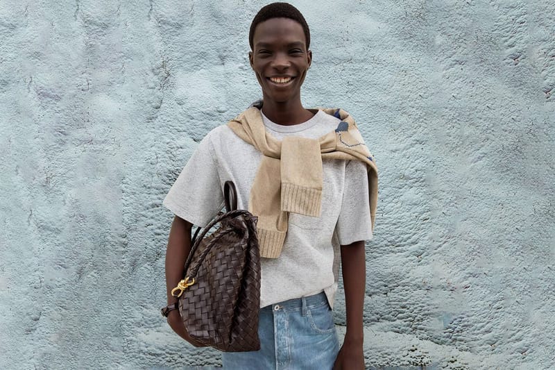 Bottega Veneta から新作バッグ ANDIAMO が発売