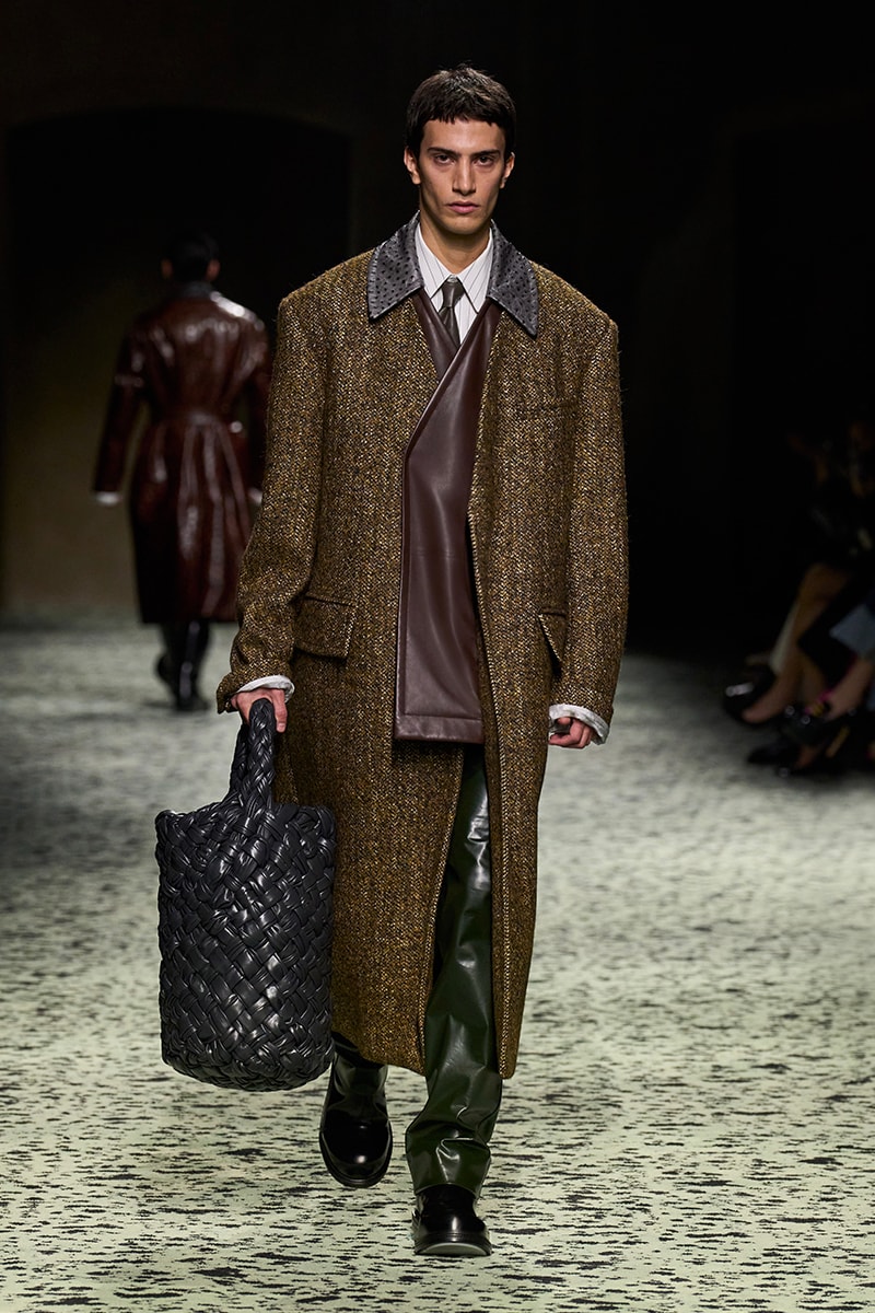 ボッテガヴェネタ 2023年ウィンターコレクション Bottega Veneta Fall Winter 2023 Milan Fashion Week Runways Collection FW23 Matthieu Blazy Mens Womens