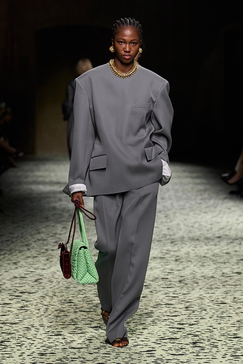 ボッテガヴェネタ 2023年ウィンターコレクション Bottega Veneta Fall Winter 2023 Milan Fashion Week Runways Collection FW23 Matthieu Blazy Mens Womens