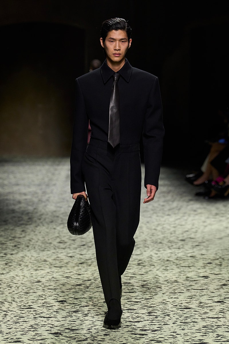 ボッテガヴェネタ 2023年ウィンターコレクション Bottega Veneta Fall Winter 2023 Milan Fashion Week Runways Collection FW23 Matthieu Blazy Mens Womens