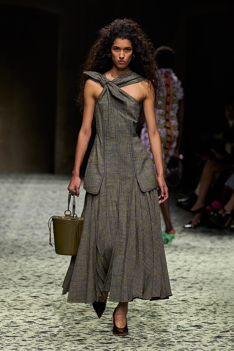 ボッテガヴェネタ 2023年ウィンターコレクション Bottega Veneta Fall Winter 2023 Milan Fashion Week Runways Collection FW23 Matthieu Blazy Mens Womens