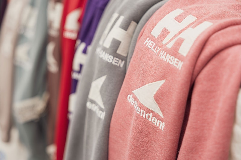 ディセンダントの“シンク プロジェクト”よりハリーハンセンとのコラボアイテムが登場 DESCENDANT THINC PROJECT HELLY HANSEN Collabo Remake Item Release Info