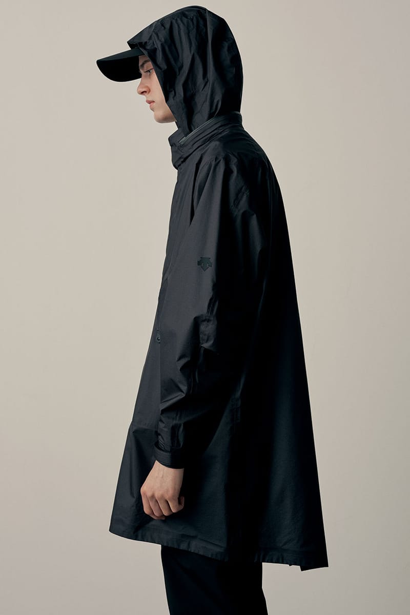 ほぼ新品️デサントオルテライン81Ｌ黒ナイロン レインコート ほぼ新品⭐️デサントオルテライン81Ｌ黒ナイロン レインコート