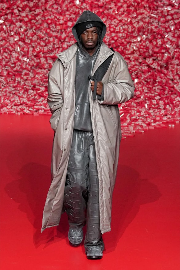 ディーゼル2023年秋冬コレクション Diesel Fall Winter 2023 Milan Fashion Week mfw fw23 glenn Martens womenswear menswear denim runway show