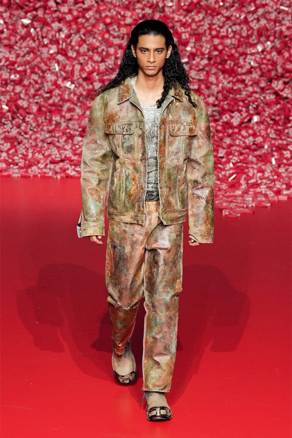 ディーゼル2023年秋冬コレクション Diesel Fall Winter 2023 Milan Fashion Week mfw fw23 glenn Martens womenswear menswear denim runway show