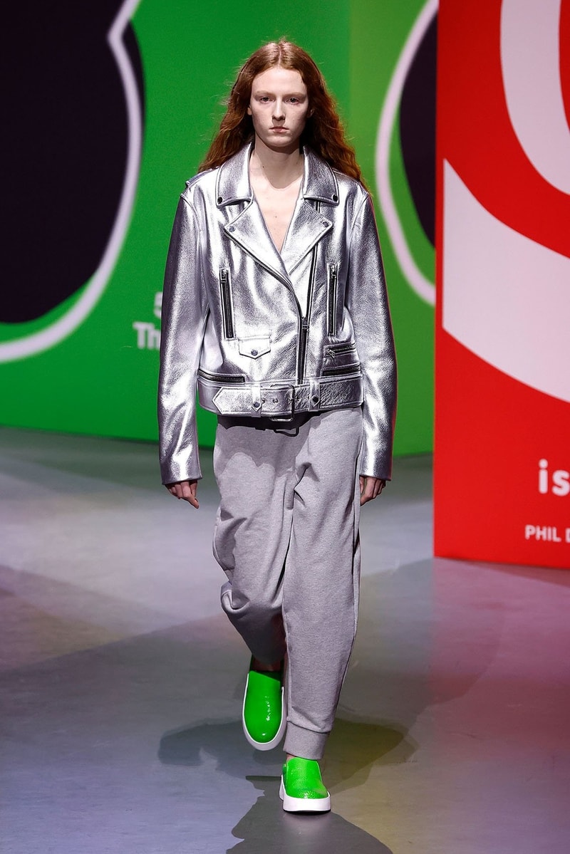 JWアンダーソン 2023年秋冬ウィメンズコレクション JW Anderson Fall Winter 2023 London Fashion Week FW23 Runway Show Jonathan Anderson michael clark company 