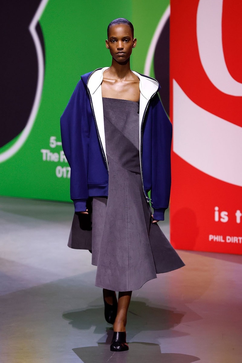 JWアンダーソン 2023年秋冬ウィメンズコレクション JW Anderson Fall Winter 2023 London Fashion Week FW23 Runway Show Jonathan Anderson michael clark company 