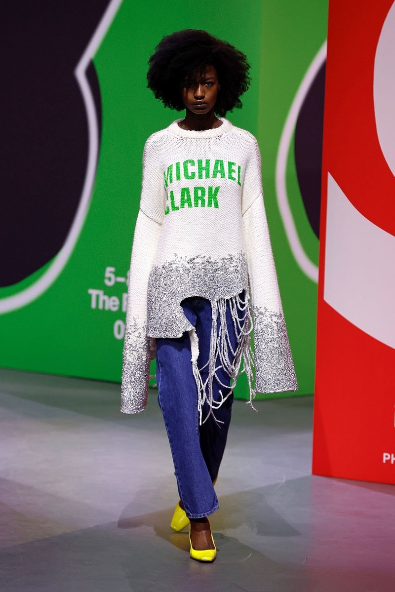 JWアンダーソン 2023年秋冬ウィメンズコレクション JW Anderson Fall Winter 2023 London Fashion Week FW23 Runway Show Jonathan Anderson michael clark company 