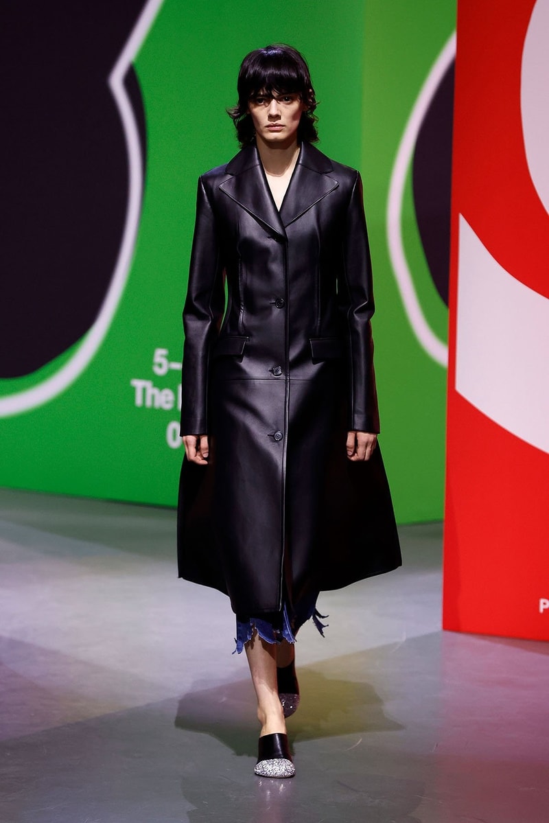 JWアンダーソン 2023年秋冬ウィメンズコレクション JW Anderson Fall Winter 2023 London Fashion Week FW23 Runway Show Jonathan Anderson michael clark company 