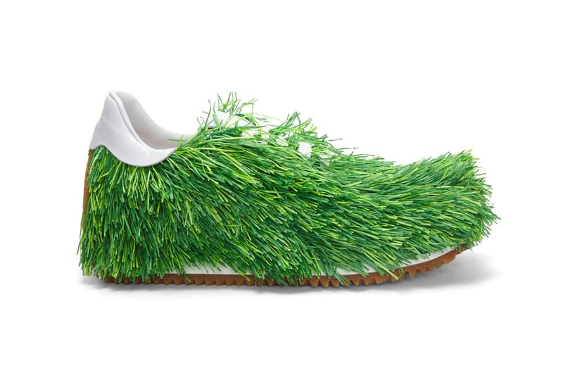 ロエベ 2023年春夏コレクションから草を纏ったようなスニーカーが登場 LOEWE Spring Summer 2023 Grass Sneaker M816282X84 ss23 Jonathan Anderson footwear fashion