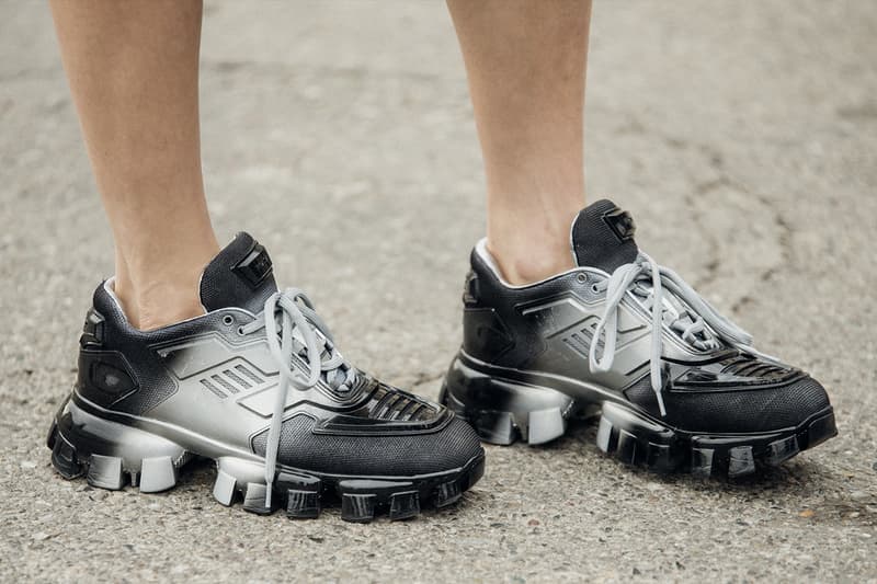 2023年秋冬ミラノ・ファッションウィークにおけるフットウェアのトレンドをチェック Best Footwear Trends From Milan Fashion Week FW23 salomon prada balmain technical sneakers jordan brand nike waffle margiela mmy blakey