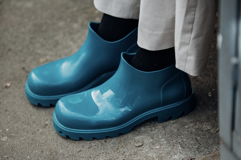 2023年秋冬ミラノ・ファッションウィークにおけるフットウェアのトレンドをチェック Best Footwear Trends From Milan Fashion Week FW23 salomon prada balmain technical sneakers jordan brand nike waffle margiela mmy blakey