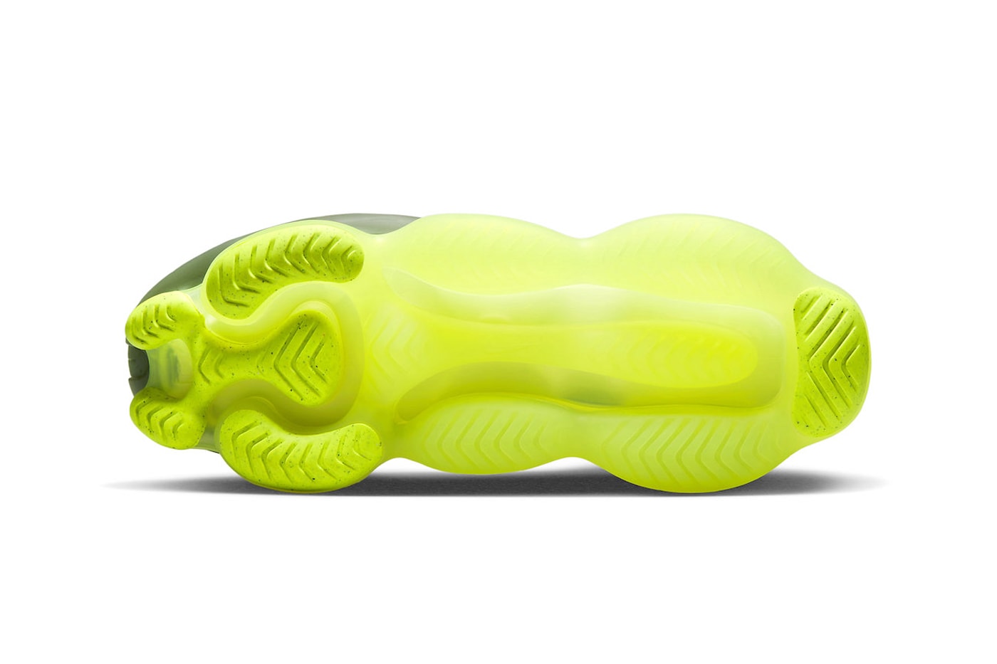 ナイキからネオンイエローのソールが目を惹くエアマックススコーピオン “ベアリーボルト”が登場 Nike Air Max Scorpion "Barely Volt" Receives a Release Date DJ4701-300 Jade Horizon/Barely Volt-Cargo Khaki-Sequoia snaekers show flyknit bubble