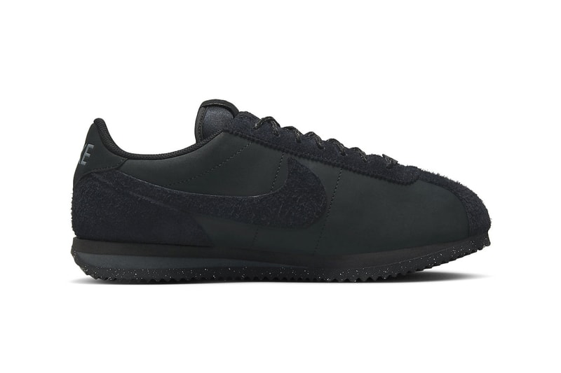ナイキ コルテッツからシックな印象の最新作 “トリプル ブラック”が登場か Nike Cortez PRM Surfaces in "Triple Black" and Shaggy Suede Details release info premium