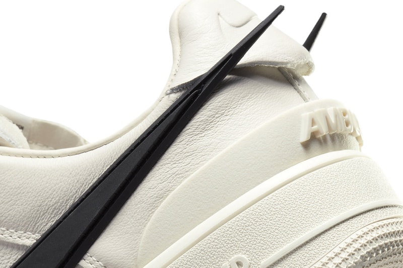 アンブッシュ®︎xナイキによるコラボエアフォース1から新色が発売 AMBUSH Nike Air Force 1 phantom black tailpipe swoosh release info date price