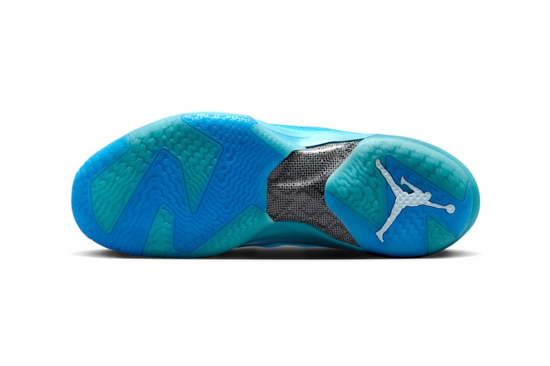 『ナルト』 x ザイオン・ウィリアムソンの新作 エアジョーダン37が登場First Look at the Zion Williamson x Naruto x Air Jordan 37 "Rasengan" DX1690-400 release info nba basketball shoes new orleans pelicans february 2023 release michael jordan