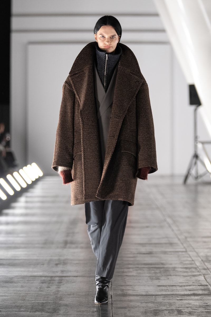 ヨーク 2023年秋冬コレクション YOKE 2023 fall/winter collection lookbooks info Rakuten Fashion Week TOKYO 2023