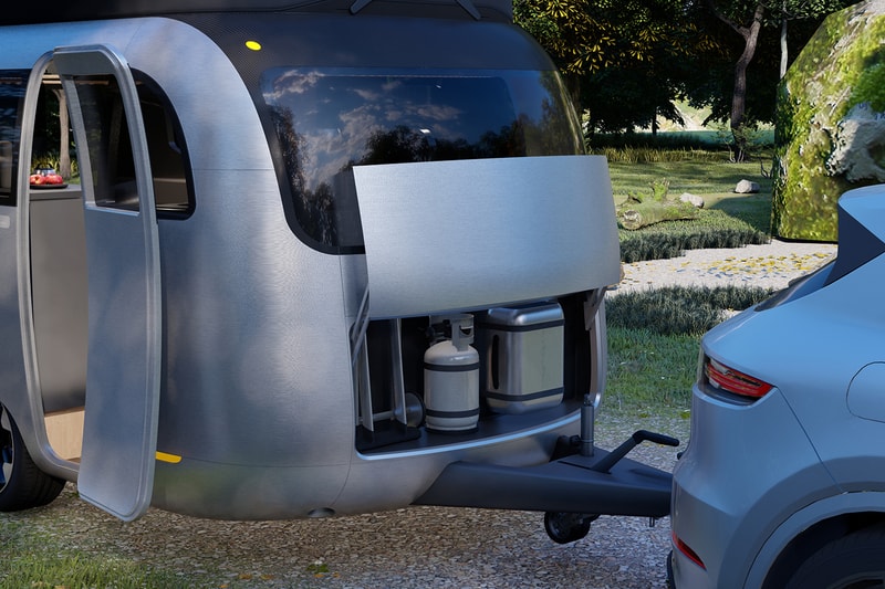 エアストリーム x スタジオ・F.A.ポルシェ によるコラボトラベルトレーラーが公開 Airstream Studio F. A. Porsche Concept Travel Trailer Info