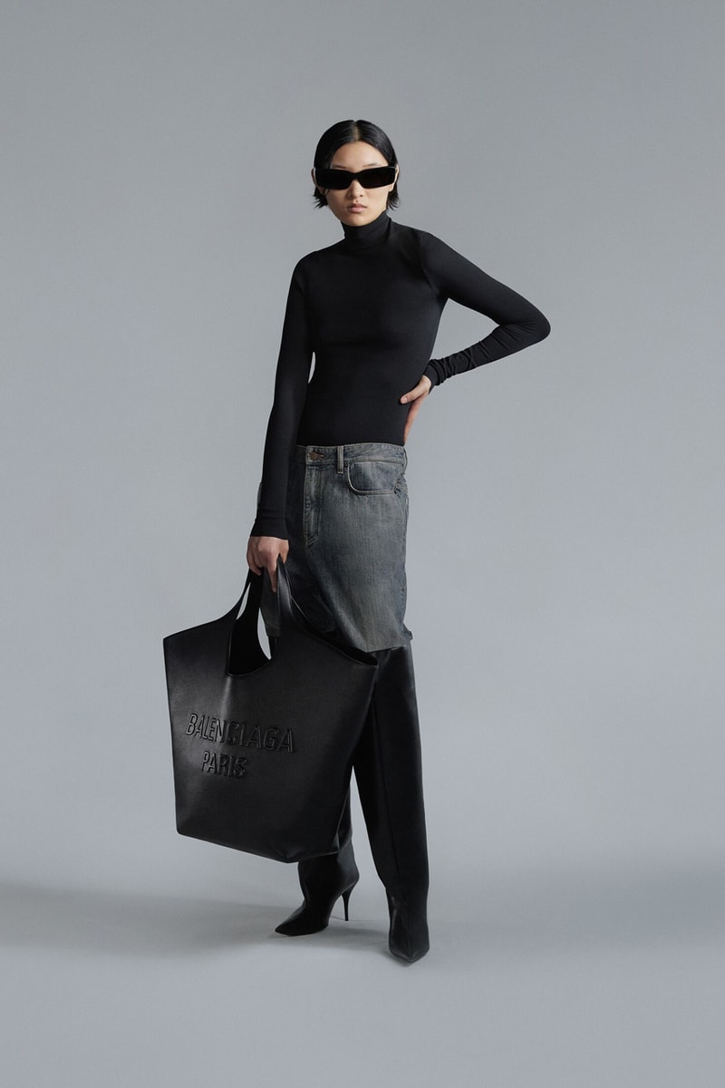 バレンシアガが2023年サマーコレクションの最新キャンペーンを発表 Balenciaga Summer 2023 The Mud Show Campaign Collection Release Information Technoclog Glove Bag Demna Controversial Bondage 
