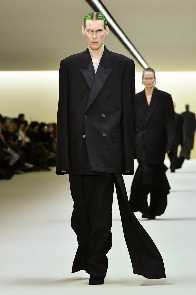 Balenciaga 2023年冬コレクション